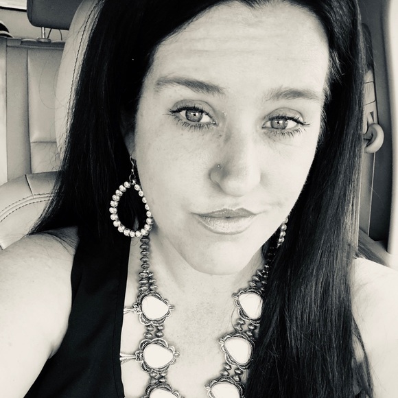 Meet your Posher, Catrina - Picture 1 of 1